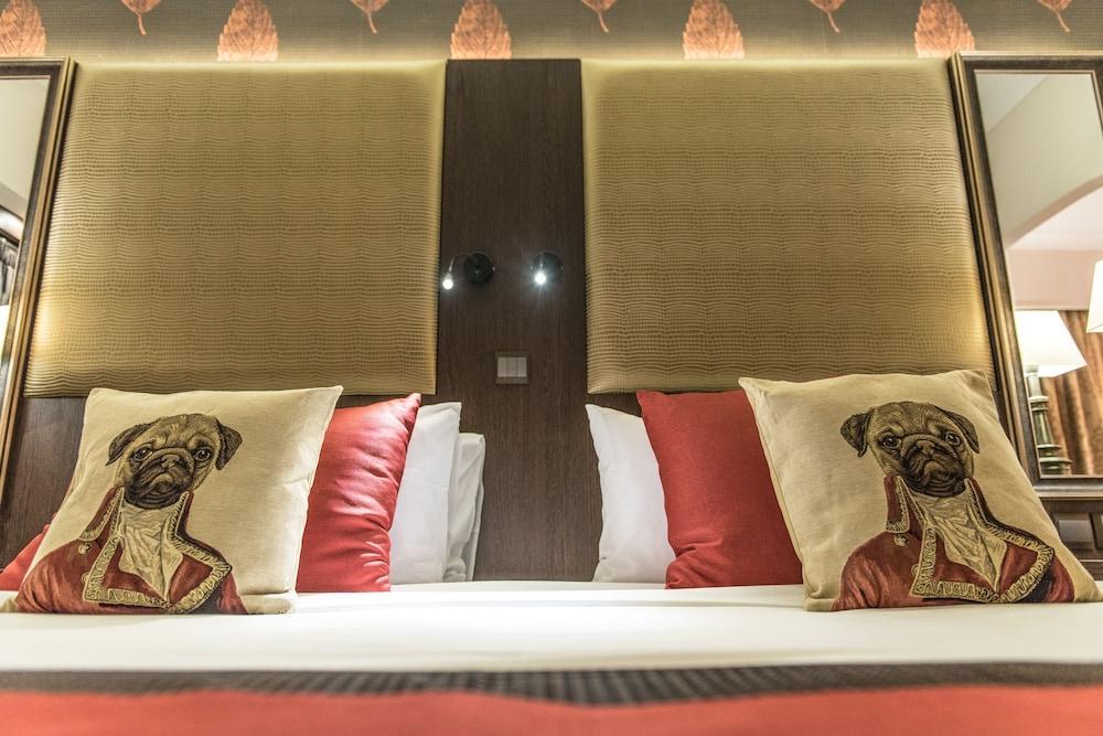 Ax The Victoria Hotel Слима Екстериор снимка