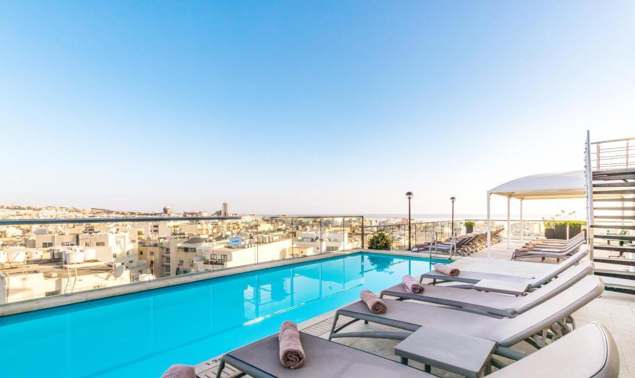 Ax The Victoria Hotel Слима Екстериор снимка